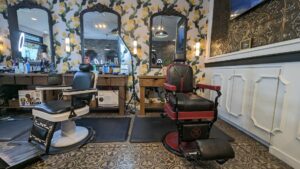 Barber shop Barbon's Barbershop near me