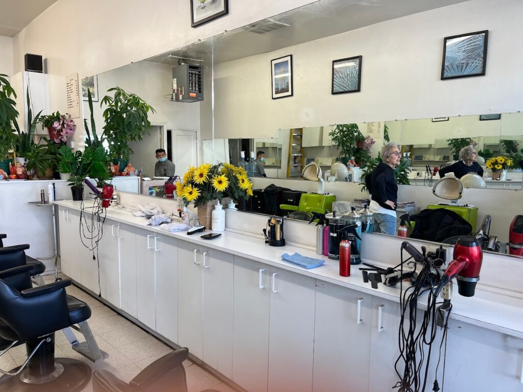 Beauty salon Empress Hair Styling near me