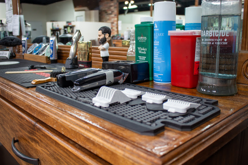 Barber shop Heritage Club Barbershop & Salon near me