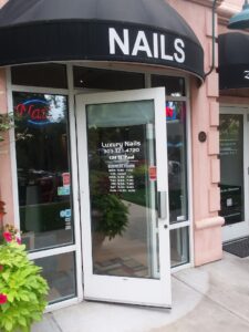 Nail salon Luxury Nails Salon near me