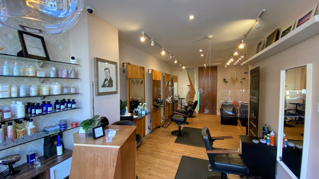 Beauty salon Ponoci Hair Studio near me