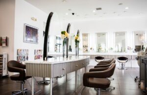 Hairdresser Privé Salon near me